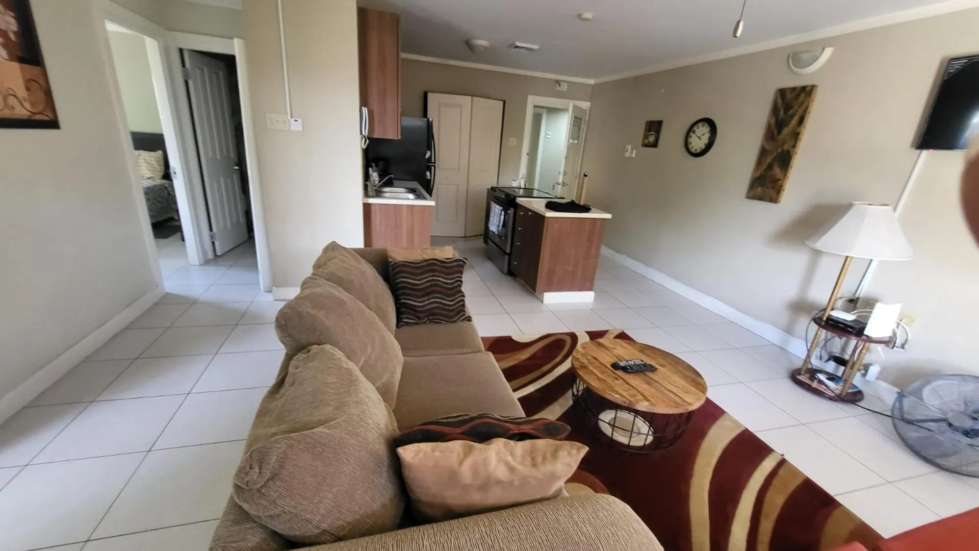 Royal Exquisite Deluxe Apartment Kingston